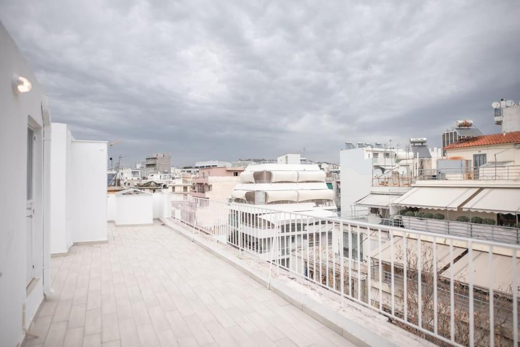 Spacious Penthouse Near Downtown Atena Exterior foto