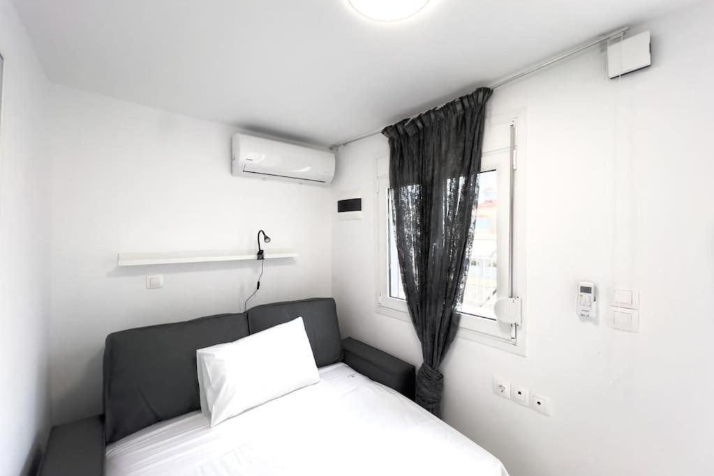 Spacious Penthouse Near Downtown Atena Exterior foto