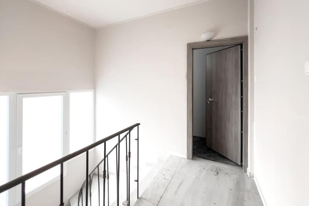 Spacious Penthouse Near Downtown Atena Exterior foto